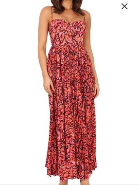 Petal & Pup Achanti Pleated Maxi Dress